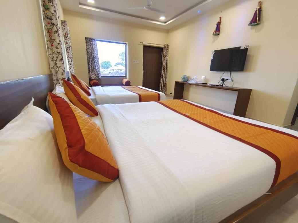 Moonlight Nature Resort & Swimming Pool Jaisalmer Luaran gambar